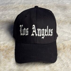 Adam Levine Collection Black Cap Interior